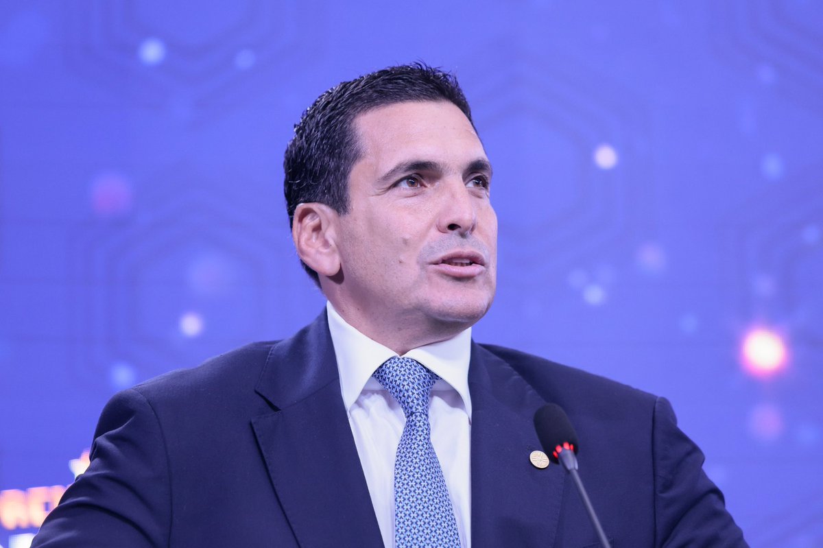 Juan José Zapag, presidente de Cerro Porteño, confirmó a La Gran Jugada que el Lic. Robert Harrison, le solicitó liberar a Gatito Fernández y que pueda negociar con otro club para tener ritmo de cara a la Copa del Mundo 2026.