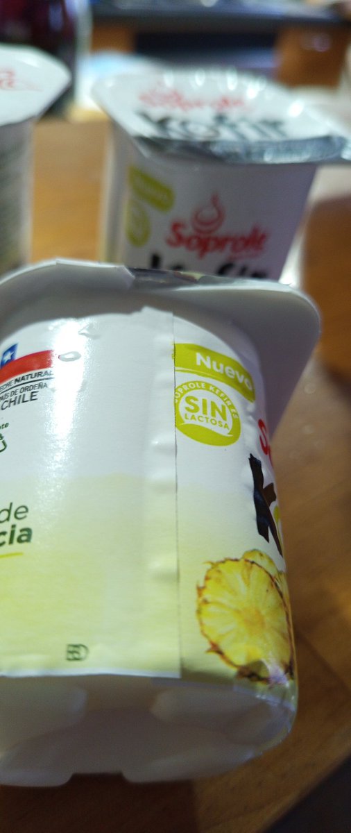 Davo2David's tweet photo. @Soprole #kefir Sres.tenemos un serio problema con los envases , @LIDERcl podrían pasar por cantidad en las pos de auto atención por unidad te obliga a cortar el pre-picado que claramente está malo https://t.co/JANXhVy2wR