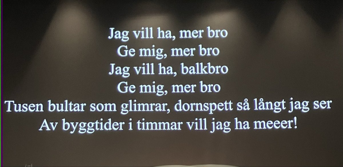 JFrohlund's tweet photo. Årets lillejulsspex avslutas enligt tradition med allsång! https://t.co/t7D8fF5Ghr