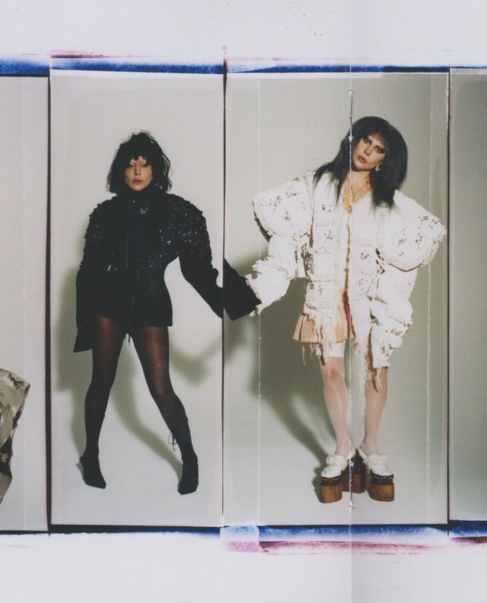 Zombieboy77Abra's tweet image. When Gaga post (Mayhem) LG 7 &amp;amp; LG 8 holding hands! Mayhem’s sister is COMING