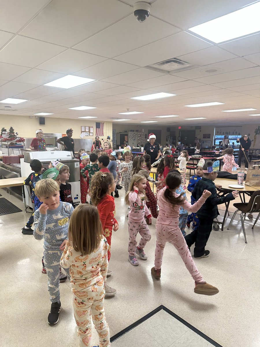 Ms. Amodeo tweet media