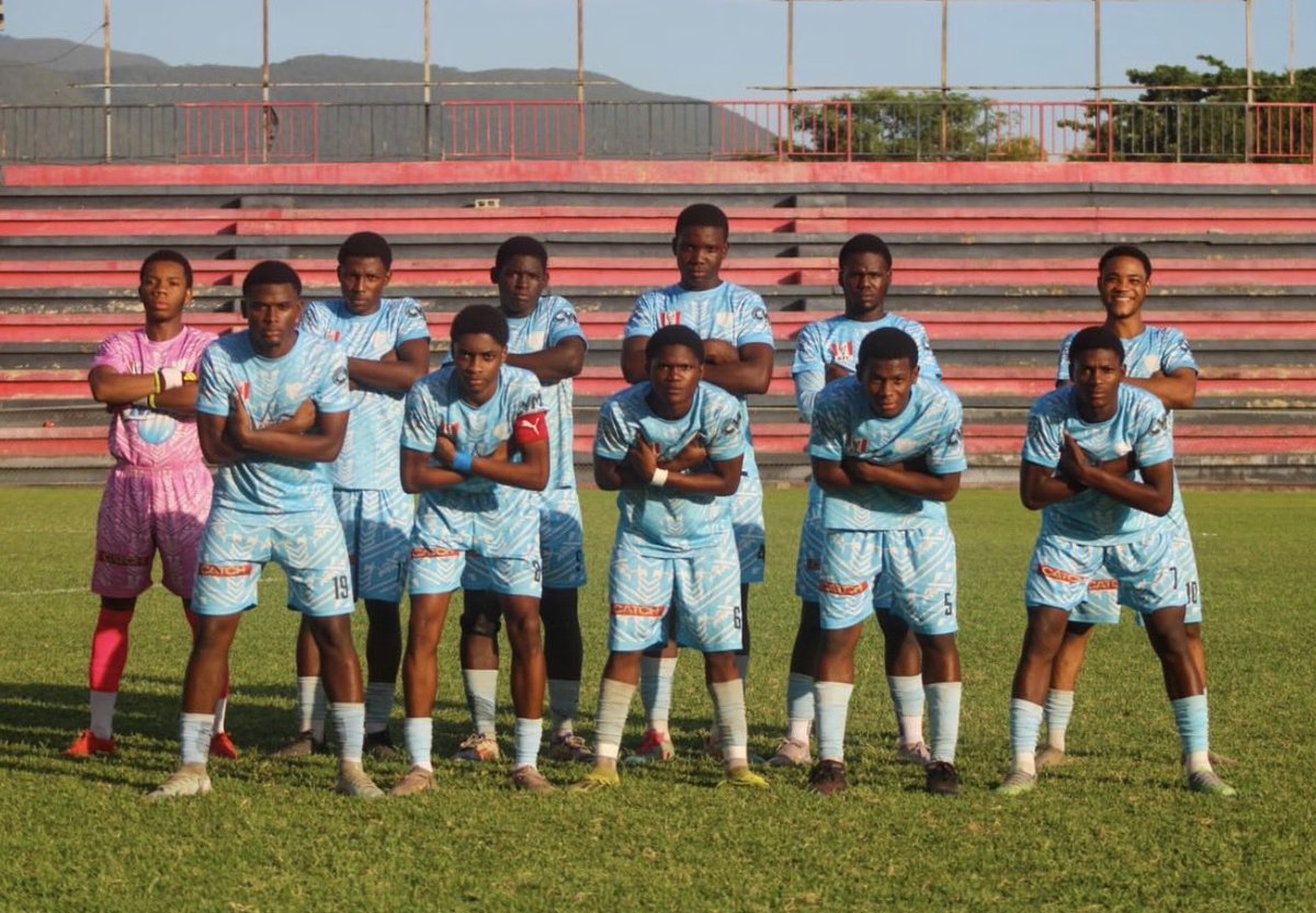 Congratulations to my alma mater, St. Catherine High School, now three-time Walker’s Cup champions! 🏆🩵
It was a thrilling, closely contested final that went down to penalties, with both teams showing tremendous skill and determination. I am so proud we once again took the
