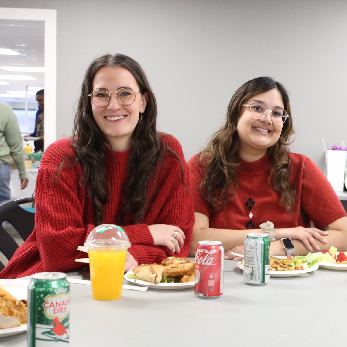 action4hc's tweet image. Wrapping up the year with our amazing staff! 🎉 A potluck and White Elephant gift exchange made for lots of laughs and gratitude. Thank you for all your hard work this year! 💛 

#StaffAppreciation #YearEndCelebration #HolidaySeason #GratefulTeam #AHC