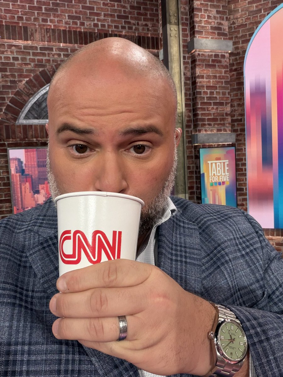 JoeBorelliNYC's tweet image. Pretaping for tomorrow! 10am Saturday. @CNN