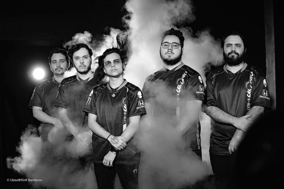 queirooox's tweet image. "Não chore porque acabou, sorria porque aconteceu"

Todo ciclo tem um fim e o deste capítulo acabou de chegar.

5 anos depois, o time Campeão Moral do Six Invitational Paris 2021 chega ao fim.