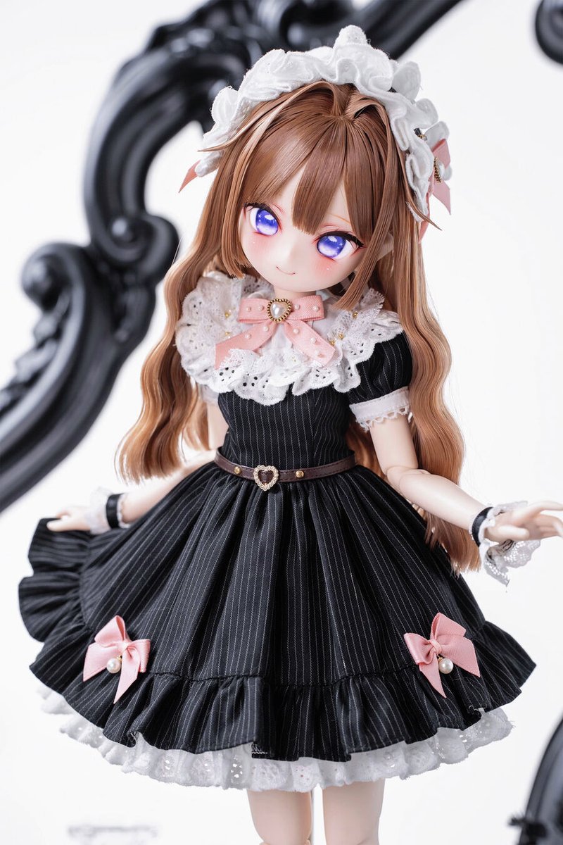 入荷情報】 DOLK SELECTより、40cmドール用ドレス『ブリム付き