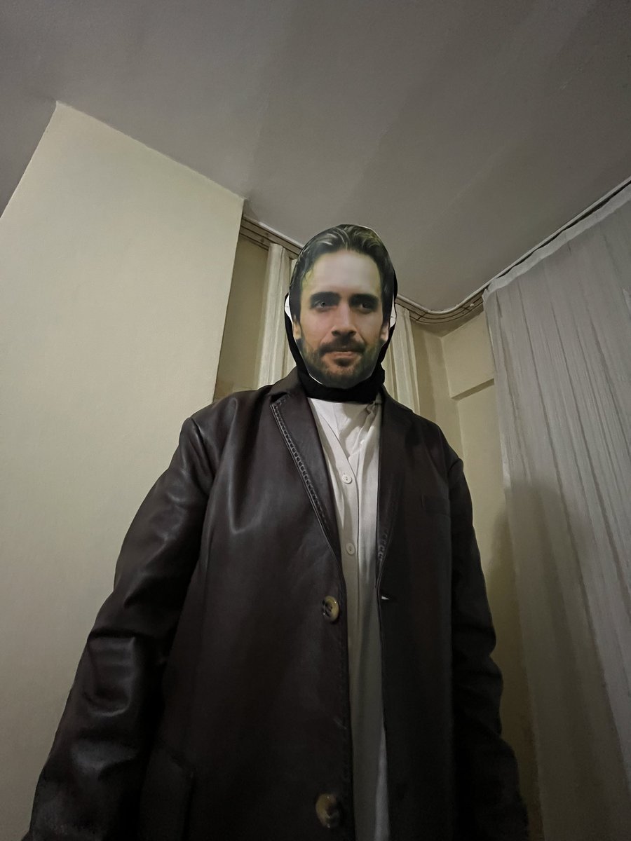 Hayıdıy gadeşş
#TasacakBuDeniz #UlaşTunaAstepe #DenizBaysal #EsDil