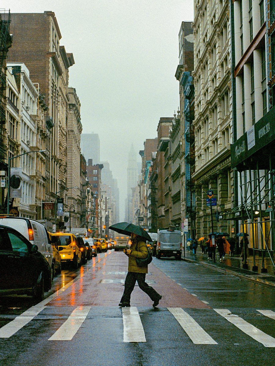viewfinderthis's tweet image. NYC on 35mm Film