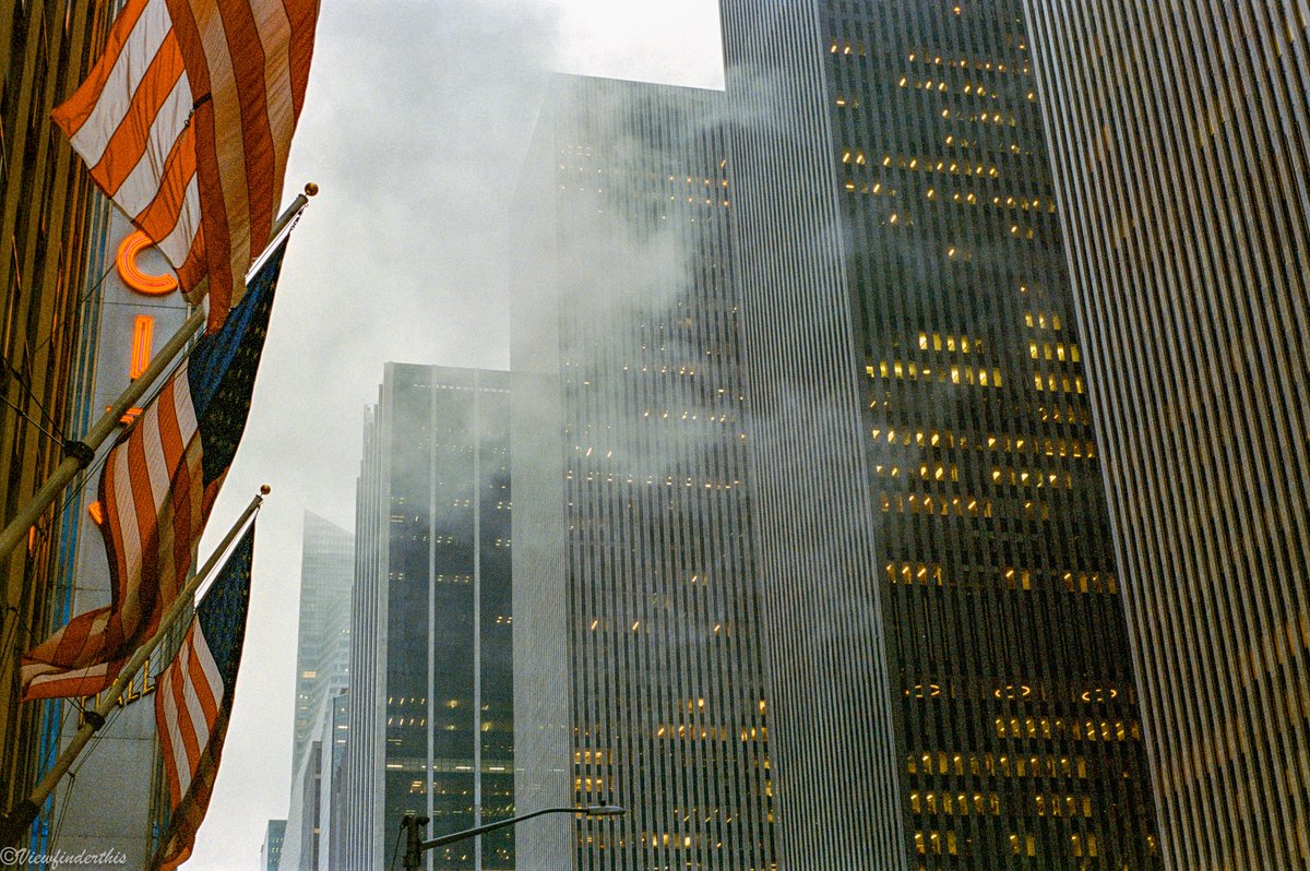viewfinderthis's tweet image. NYC on 35mm Film