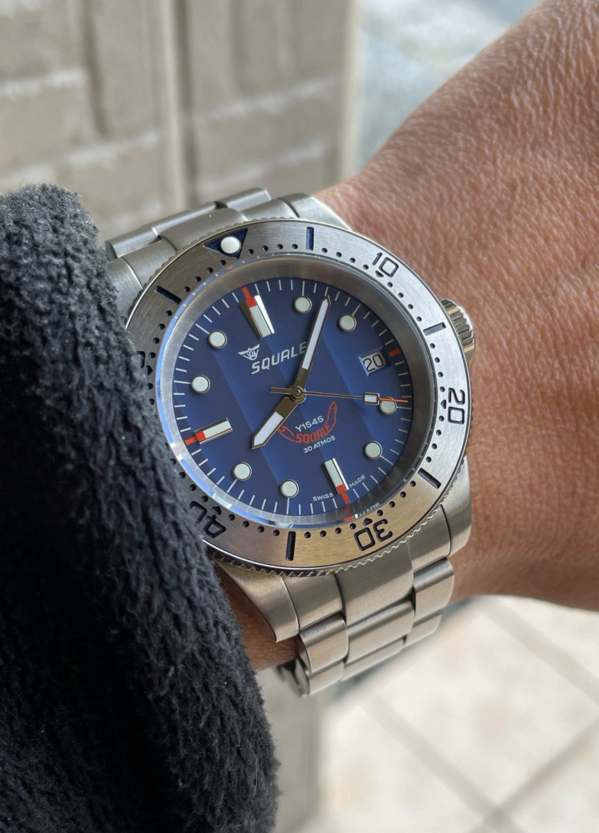 smsm13535's tweet image. なかなか起きれんかった…すね🫥
40mmダイバー⌚️のスクワーレ🇨🇭1545さん。#SQUALE