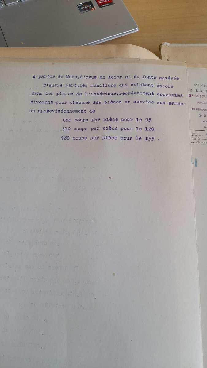 PhilippeMerland's tweet photo. @AudrandS @Michel_Goya @Leo_PeriaPeigne @alexjubelin @Asulembre @VincentTourret @Stevius21 Pour faire suite à ça, archive 2 ans plus tôt de février 1915 en réponse à une question de la Commission du Budget sur le nombre de coups par pièces. 980 coups par pièces de 155 en plein milieu de la "crise des obus"...
(SHD, GR 6 N 17, Chambre des députés, Commission du Budget) https://t.co/ePA7fk5IAz