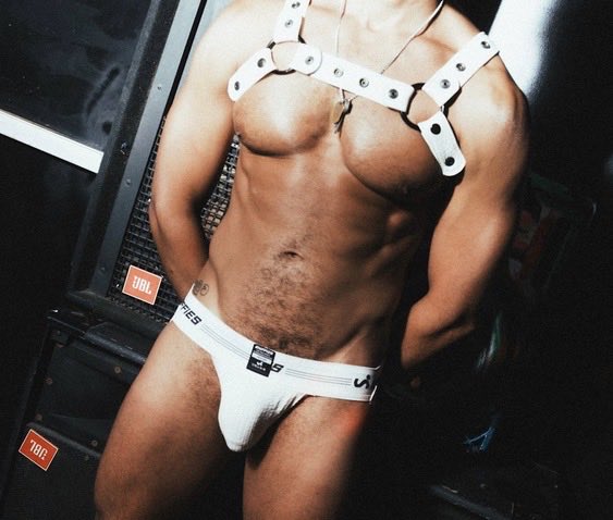 AJ SLOAN tweet media