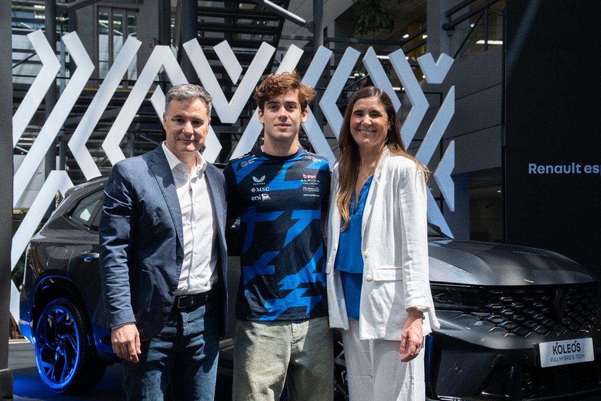 SibillaPablo's tweet image. Hoy @FranColapinto vino a visitarnos a las oficinas de @RenaultArg ! 

Tremenda charla junto a periodistas destacados! 

#vamosnene 
#espiritalpine 
#somosrenault