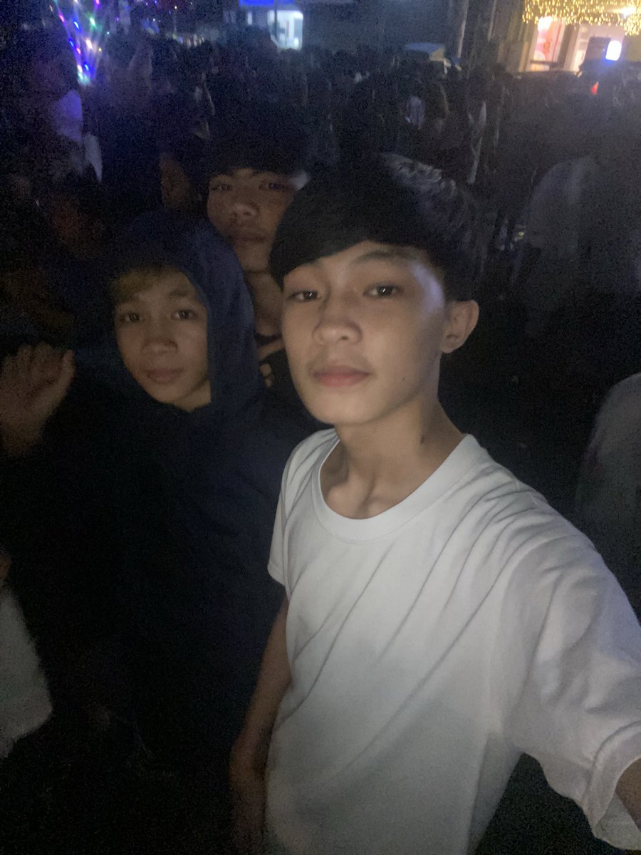 bannedulet's tweet photo. Choose one😉 dm me https://t.co/xD9EfsF93s https://t.co/Mt26vDzGQ3