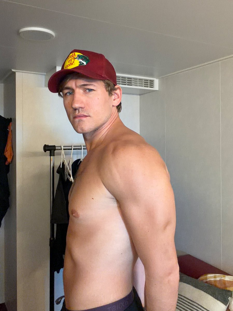 lmk how ur friday is going