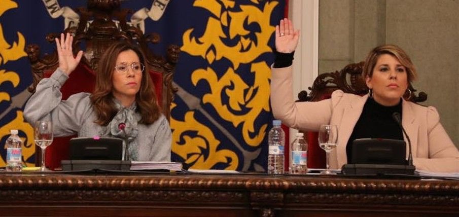 <a href="/JaviDiez15/">Javi Díez</a> <a href="/cartaginense51/">Cartaginense51</a> <a href="/ppyecla_eu/">Populares Yecla</a> <a href="/NoeliaArroyoHer/">Noelia Arroyo</a> <a href="/NNGG_RM/">NNGG Región de Murcia</a> <a href="/josealbertopard/">Jose Alberto Pardo</a> <a href="/DespiertaCT/">Despierta CT Cartaginense!</a> <a href="/karolg/">LABICHOTA</a> <a href="/fjmoya/">Francisco J. Moya</a> <a href="/ChemaDireccion/">Chema Gil</a> <a href="/lourdesret/">Lourdes Retuerto</a> Han faltado inexcusablemente la alcaldesa <a href="/NoeliaArroyoHer/">Noelia Arroyo</a> y el partido de la exalcaldesa <a href="/AnabCastejon/">Ana Belén Castejón</a> . Deberían de recordar que están en la vida pública y no privada. Es un golpe muy, muy duro que desde Origen ni olvidamos ni podemos permitir más insultos a la ciudadanía. Hay