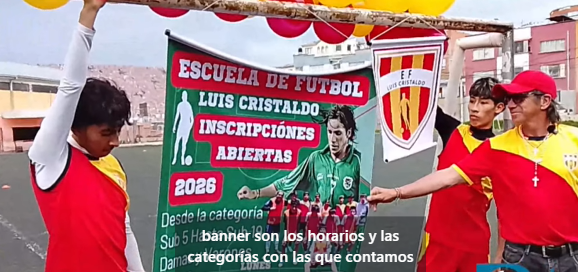 ProyectosThe's tweet photo. Felicidades a Luis Cristaldo, uno de nuestros historicos jugadores, por lanzar su nueva escuela de⚽️.
Lo hizo en LaPaz(cancha de Villa San Antonio), mientras muchos prefieren invertir en otras regiones Lucho pone su dinero, tiempo y esfuerzo para desarrollar jugadores paceños👍👍🏿 https://t.co/gcis9odA6i