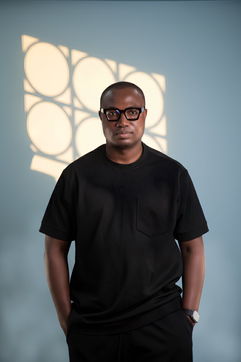 Side hustle energy! ⚡ Harrison Matti is live mentoring on impacting your side hustles. #BCAccra