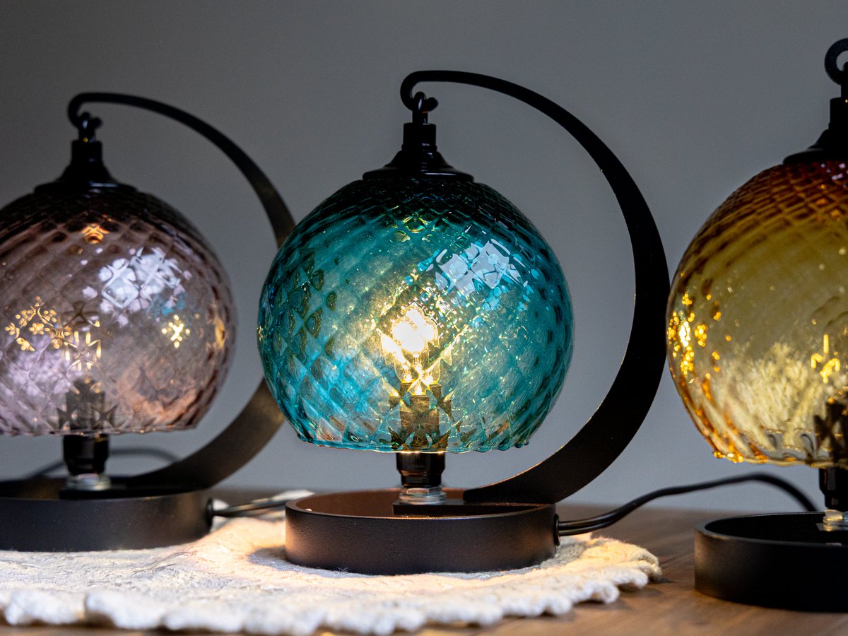 小樽運河 の石畳をイメージした〈クラシックダイヤ〉シリーズに