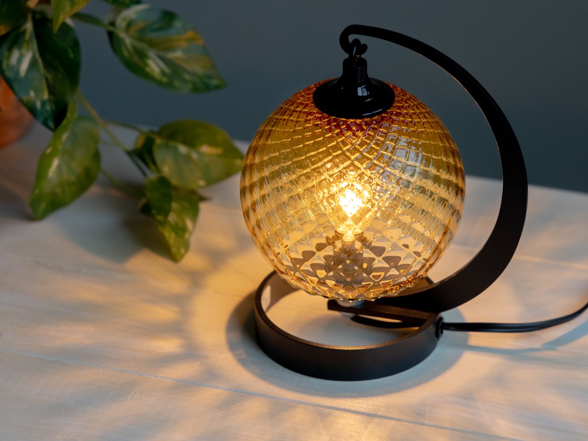 小樽運河 の石畳をイメージした〈クラシックダイヤ〉シリーズに