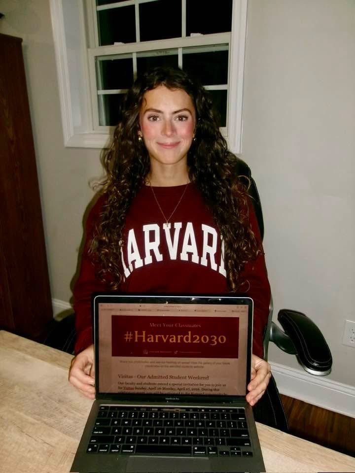 NA_Softball_'s tweet photo. .@EleanorBrummond is the true definition of a STUDENT-ATHLETE. Hard work pays off. Her work ethic, dedication, and commitment to mastering her craft have truly set her apart. We are beyond proud of you for earning this opportunity and taking your incredible talents to @Harvard. https://t.co/cfR5HcQ8NP