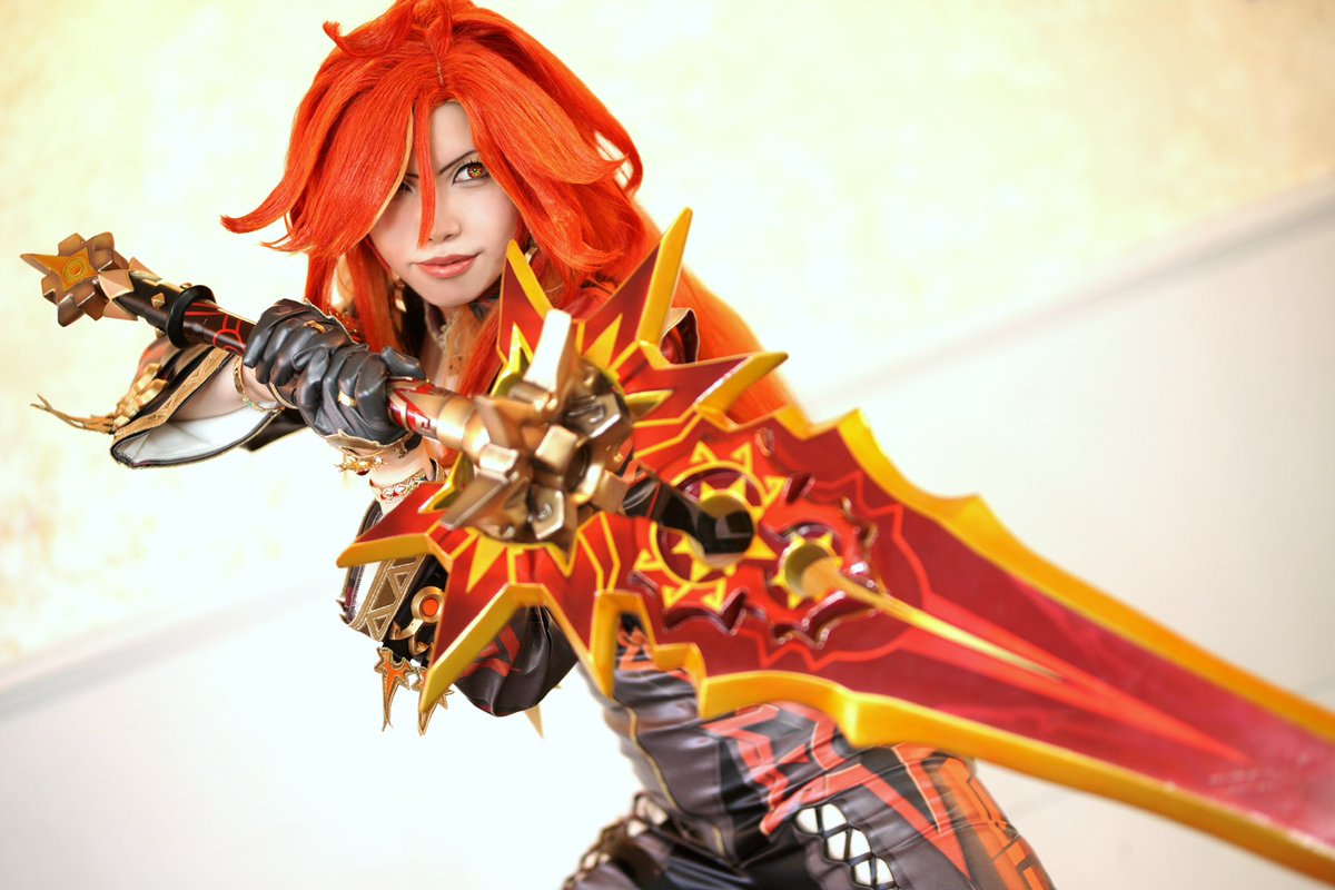 マーヴィカ S コスプレ　武器付き マーヴィカ S コスプレ 武器付き