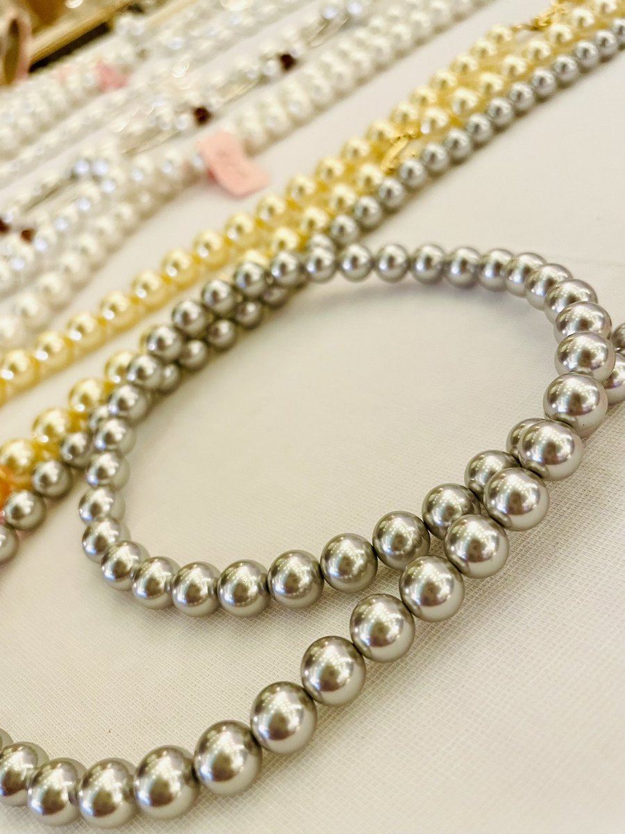 KASACO2010's tweet image. 本日のかさこ＊ハウスは
パワーストーン＆レトログッズ
そしてパールアクセサリーフェア
展示販売会開催中！

10時〜15時頃まで！

是非遊びにいらして下さい！