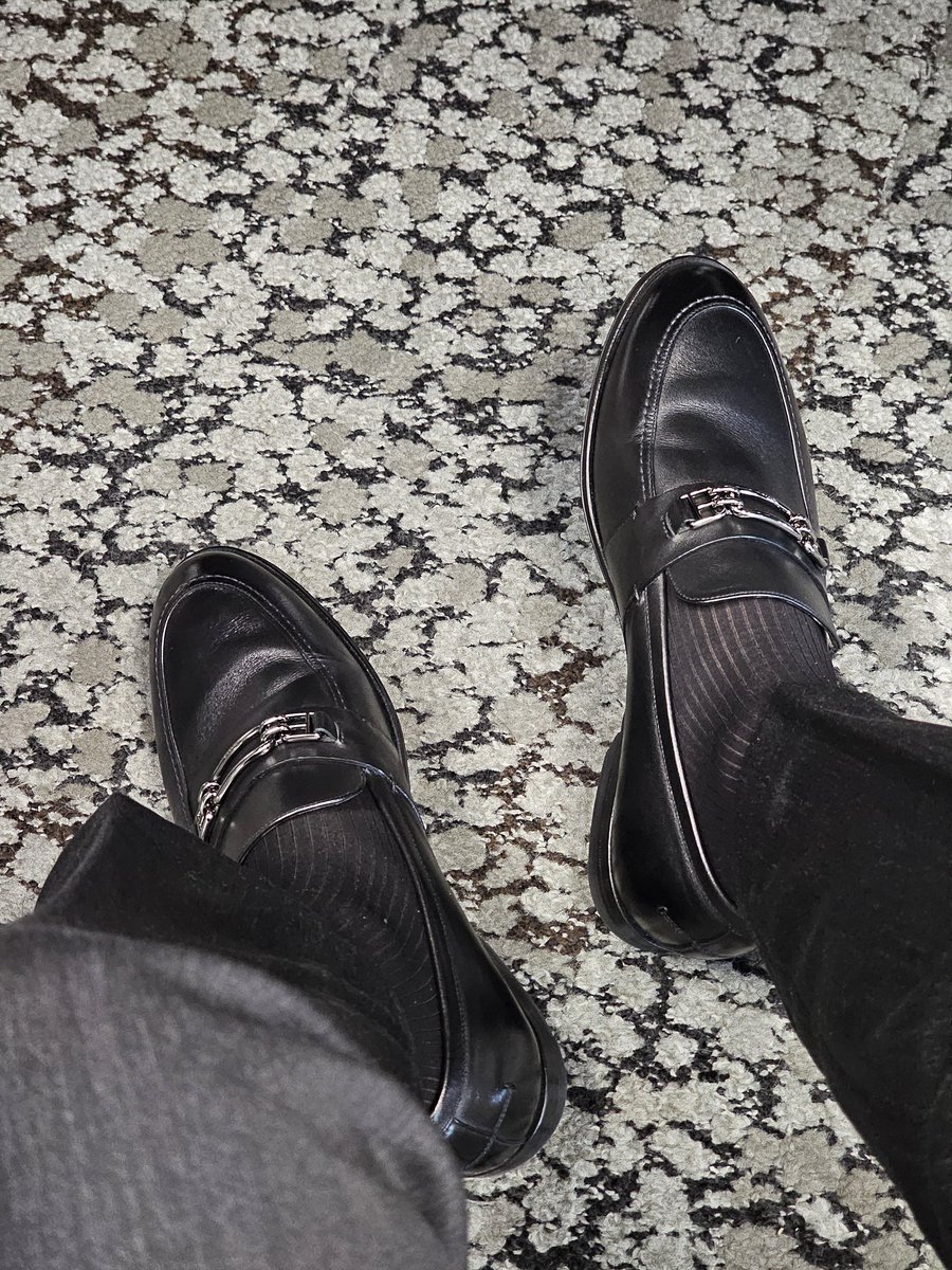 benbencccc's tweet photo. #sheersocks #gay #silksocks #絲襪控 #hkgay https://t.co/SHOX0bTaS9
