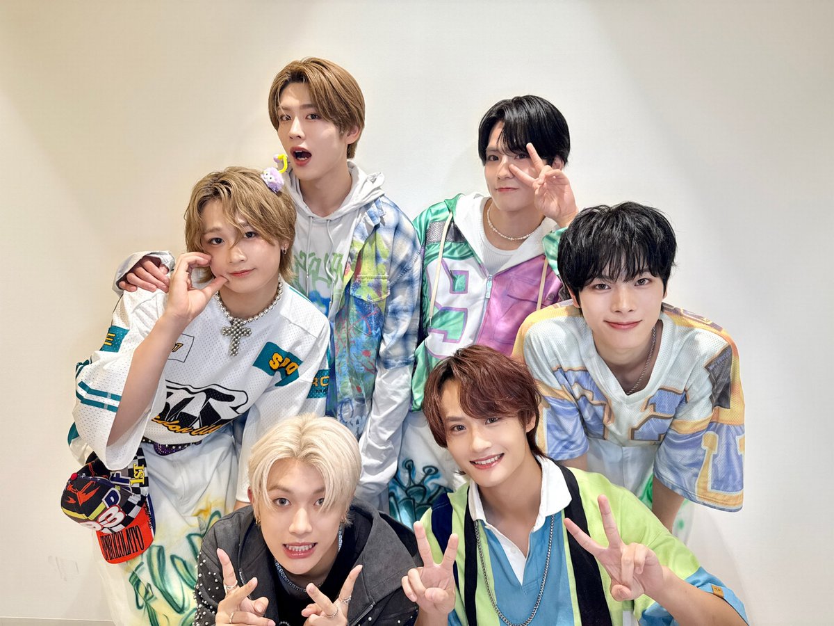 PP_PRYB's tweet photo. @VERYRADIO DXTEEN ค่ะ อยากเจอมากๆเลยยยย https://t.co/BDs3xk7eNG