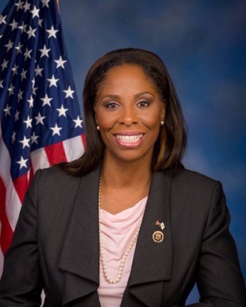 IanJaeger29's tweet image. Reminder, Democratic Rep. Stacey Plaskett exchanged text messages with Jeffery Epstein during a 2019 Congressional hearing.

She should be expelled from congress.