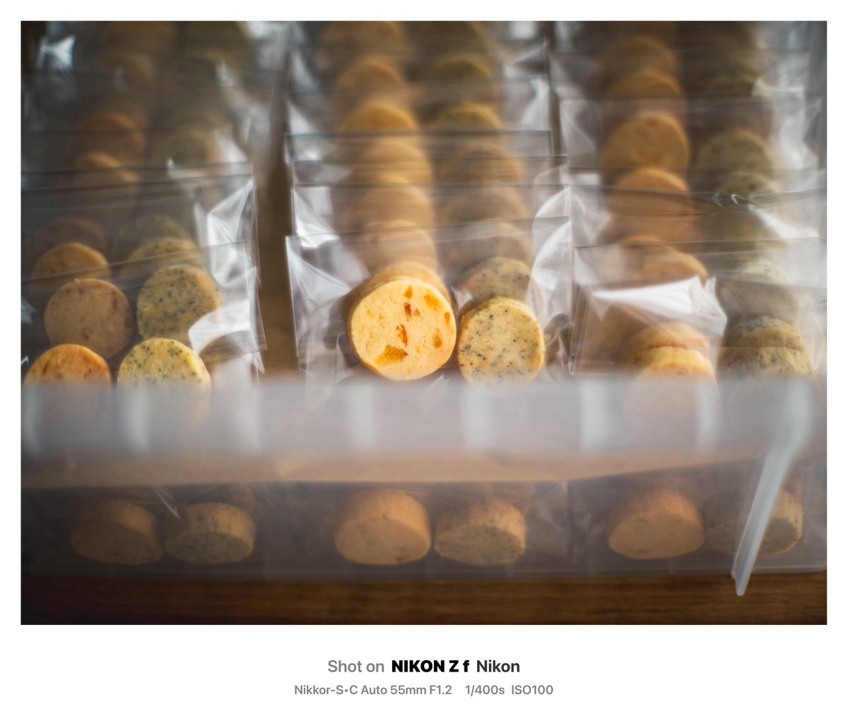 eco_PhotoCaffe's tweet photo. とあるイベント用に業者並みのクッキー🍪を焼きました。

📷Nikon Zf × Nikkor-S•C Auto 55mm F1.2 
#nikon #nikonzf #オールドレンズ #オールドニッコール https://t.co/fi6jAHwc9q
