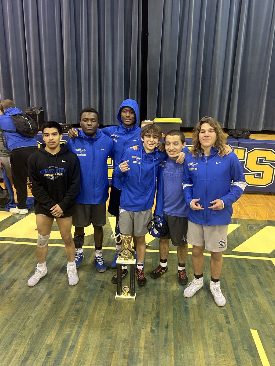 Henry Clay Wrestling tweet media