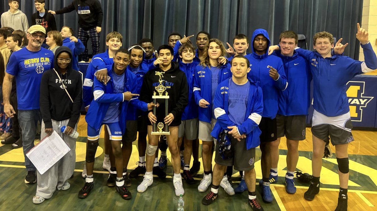 Henry Clay Wrestling tweet media