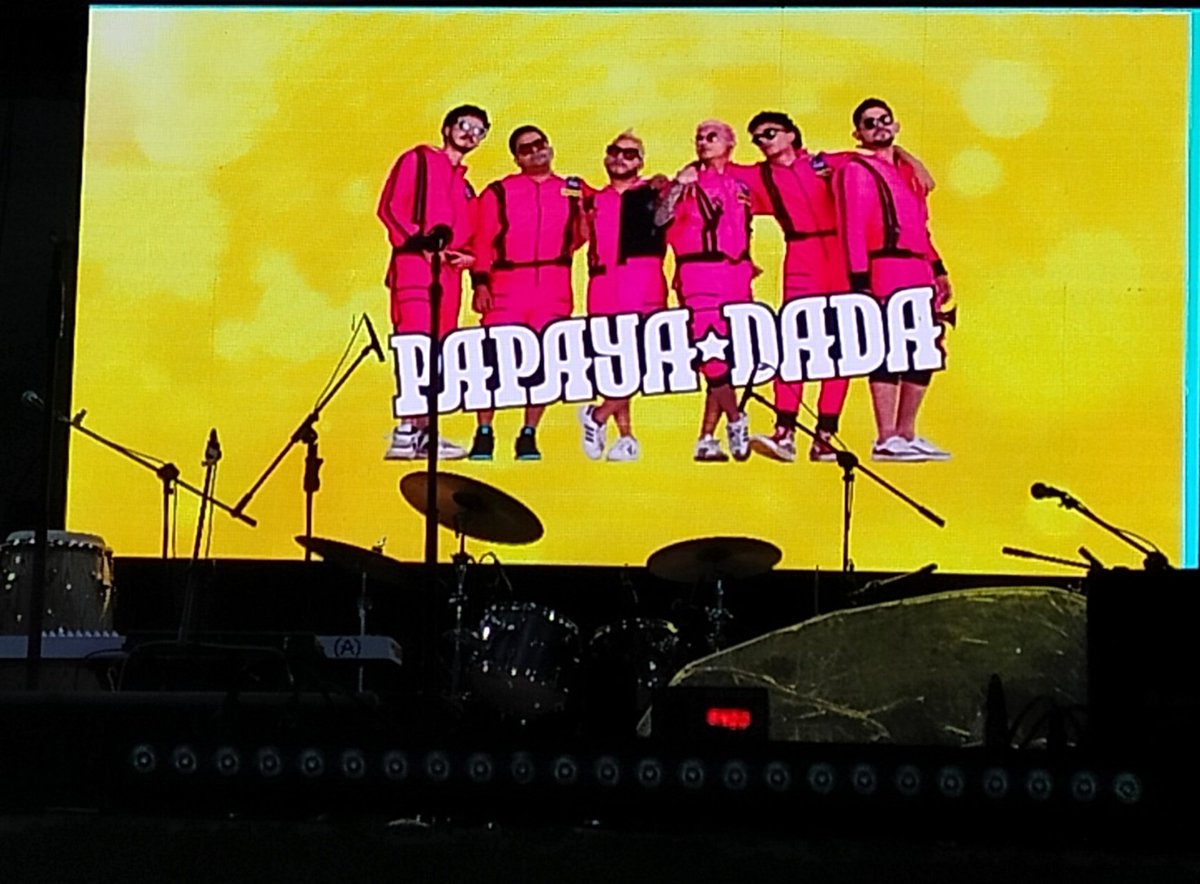 dnroa's tweet image. Confirmado la @papayadada en #Loja #PlazaSanSebastian, hora es incierta..