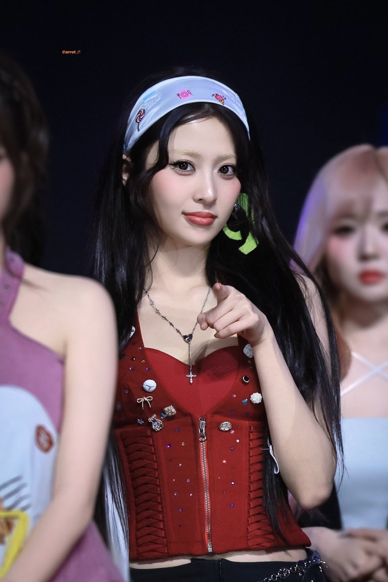 ゆんページ yunjin (@huhyunjinpics) on X