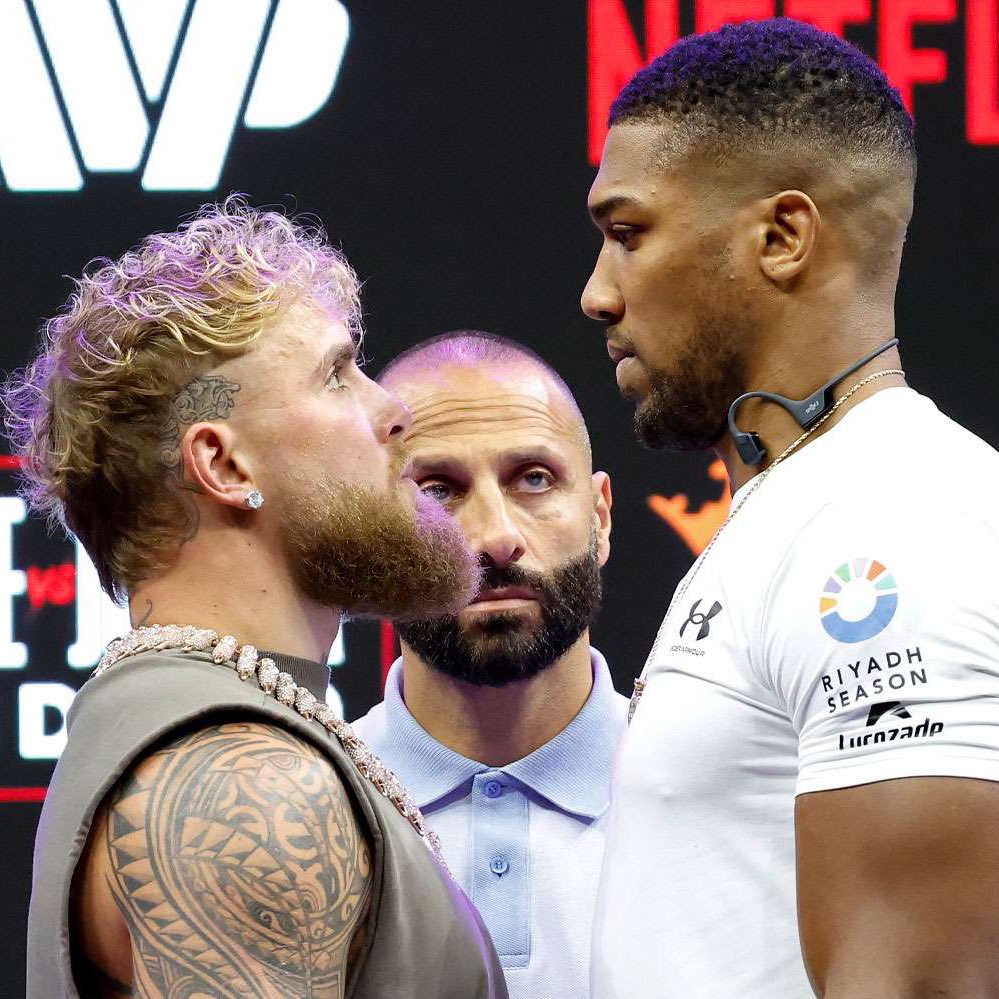 LakeShowYo's tweet image. someone explain Jake Paul vs Anthony Joshua in basketball terms