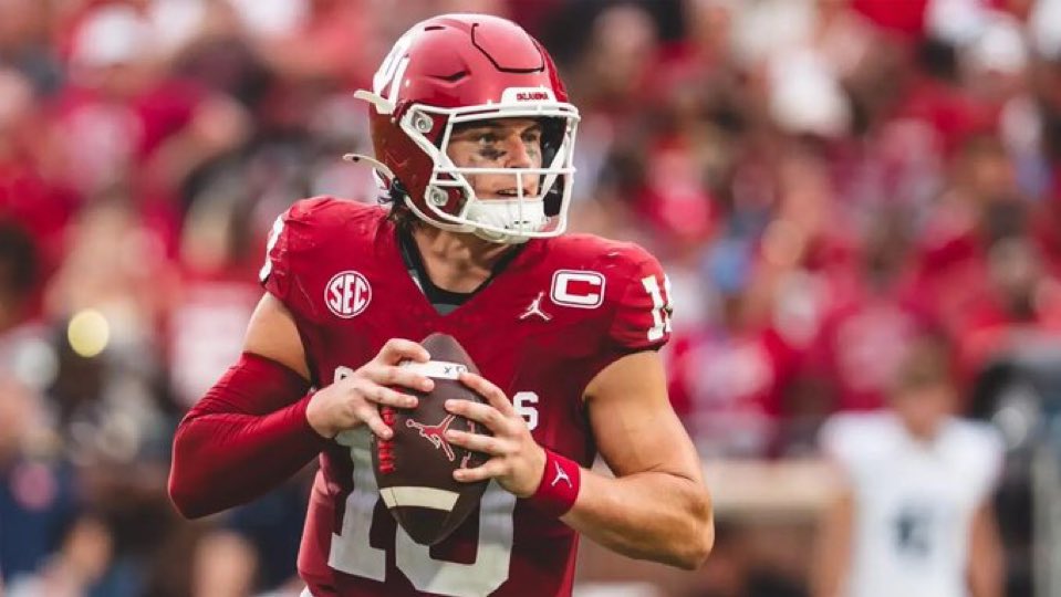 BuchBets's tweet photo. Oklahoma already won in Tuscaloosa. Now they’re at home, at night, going against a banged up Ty Simpson. Bama struggled to run the ball against UGA, and now they face a better run d. Don’t overthink it…

3u Oklahoma -1.5 🔒🔒🔒

Mateer gonna take us to the promise land🙏 https://t.co/x6Q0HH69zX