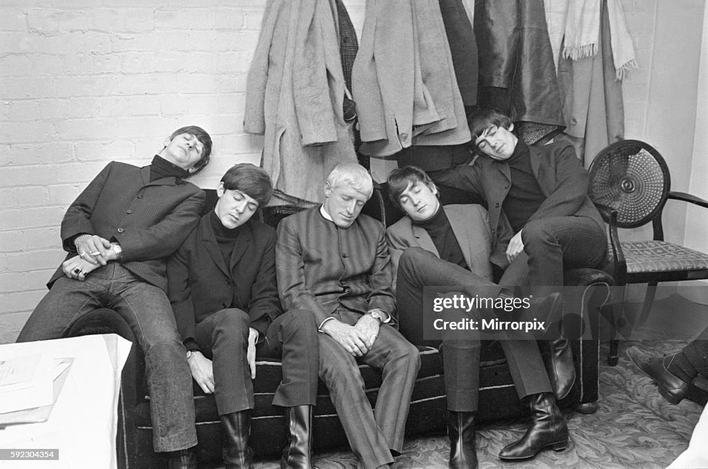 MJcoolMJFan's tweet image. Yet national British treasures the Beatles with paedophile Jimmy saville,so they must be all paedophiles right?  No because there white.duh!!  Yet Michael Jackson is black and photographed with paedophile Jeffrey Epstein so he must be one right? You guys are pathetic and stupid.