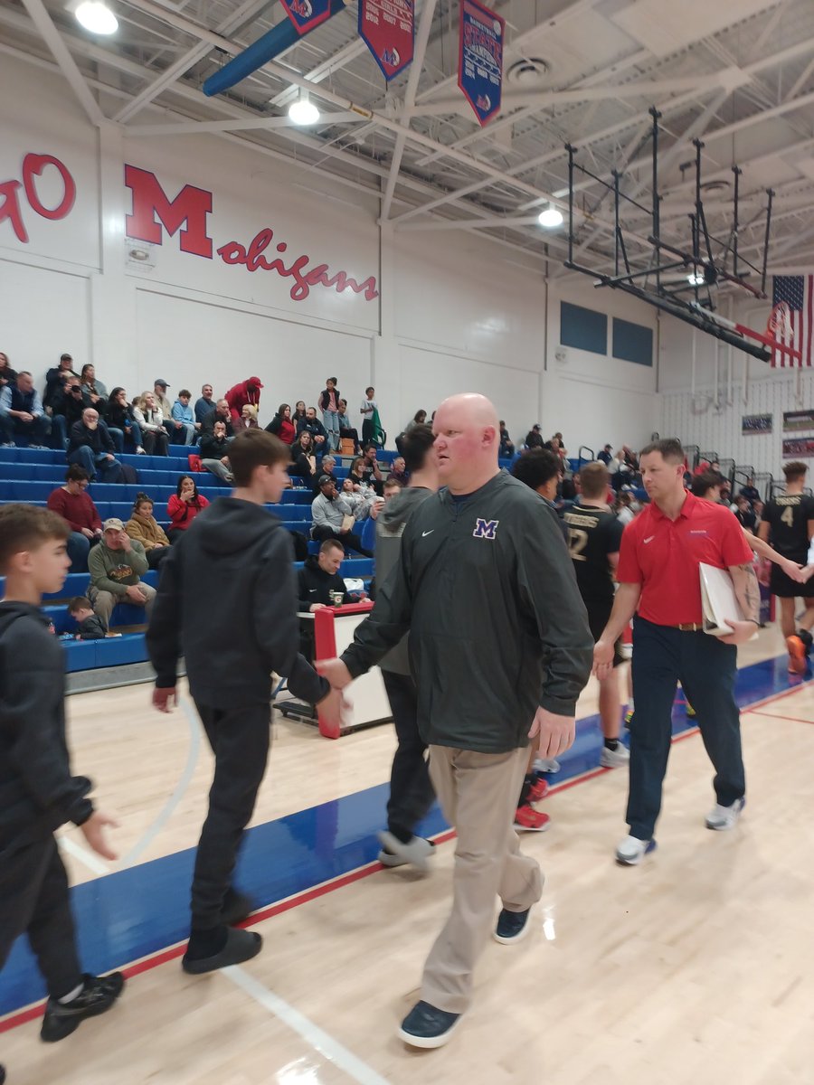 joebrowvm's tweet image. Final: Morgantown 75, Shady Spring 40. Marcus Goins &amp;amp; Max Frey led MHS (3-0) with 15 points each. Gabe Short led SS (1-1) with 14 points. #wvprepbb @MetroNewsSports