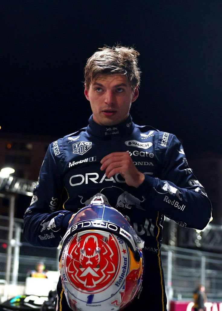 BluedPosts's tweet image. 