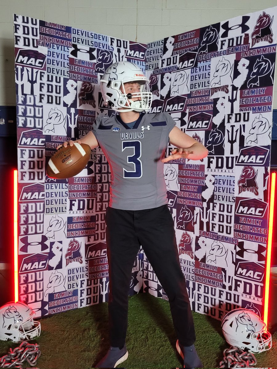 Logan Lawrence tweet media