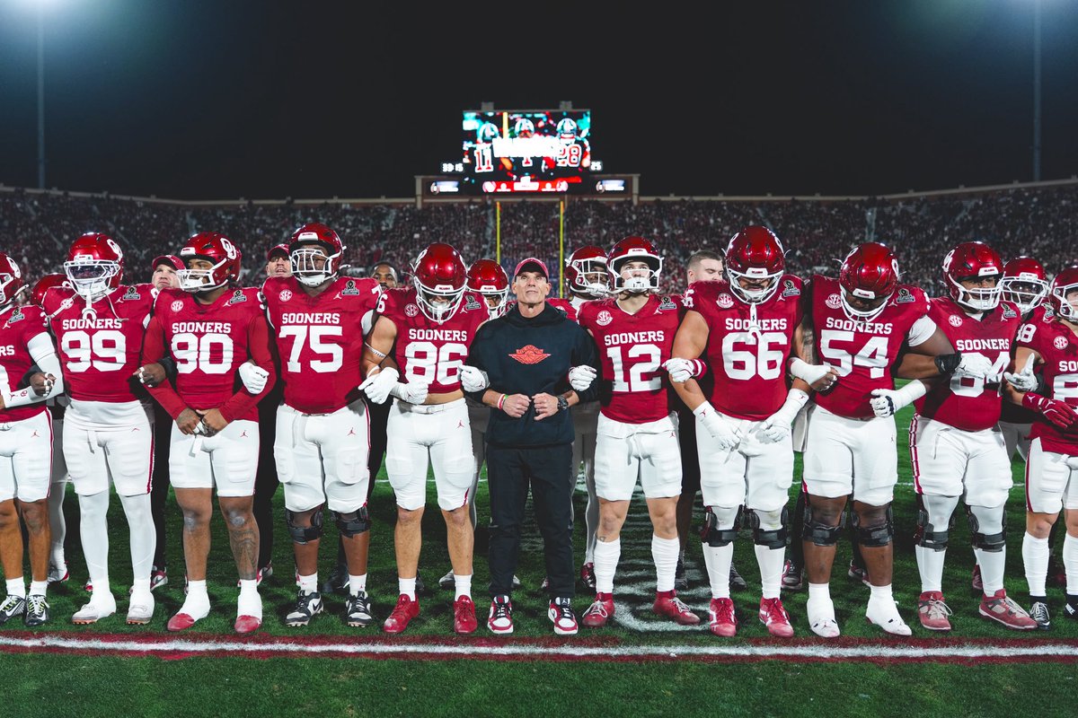 OU_Football's tweet photo. Our moment. https://t.co/94oYwGDSUJ
