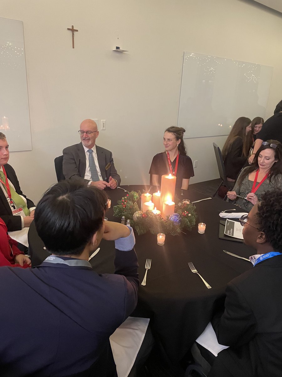 UofDallas's tweet photo. Recently, the University of Dallas welcomed over 50 high school seniors for our first Scholars of Excellence weekend. SOE offers students the opportunity to earn a full-tuition scholarship. Apply by Jan. 5: https://t.co/j0bhoKkiS1.
#UDallas #FullTuition #UDallasScholarships https://t.co/lzB46deAxT
