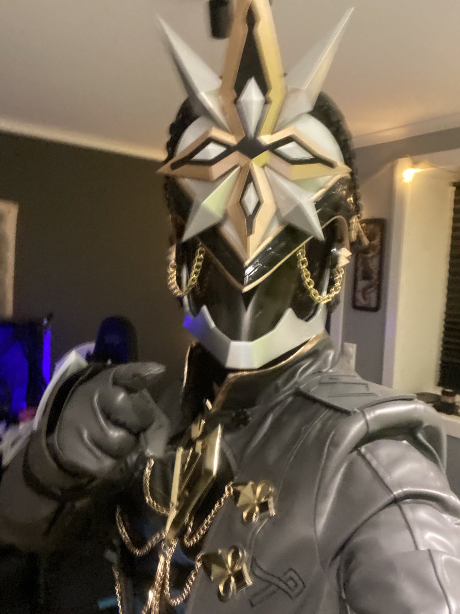 LockeArts tweet media
