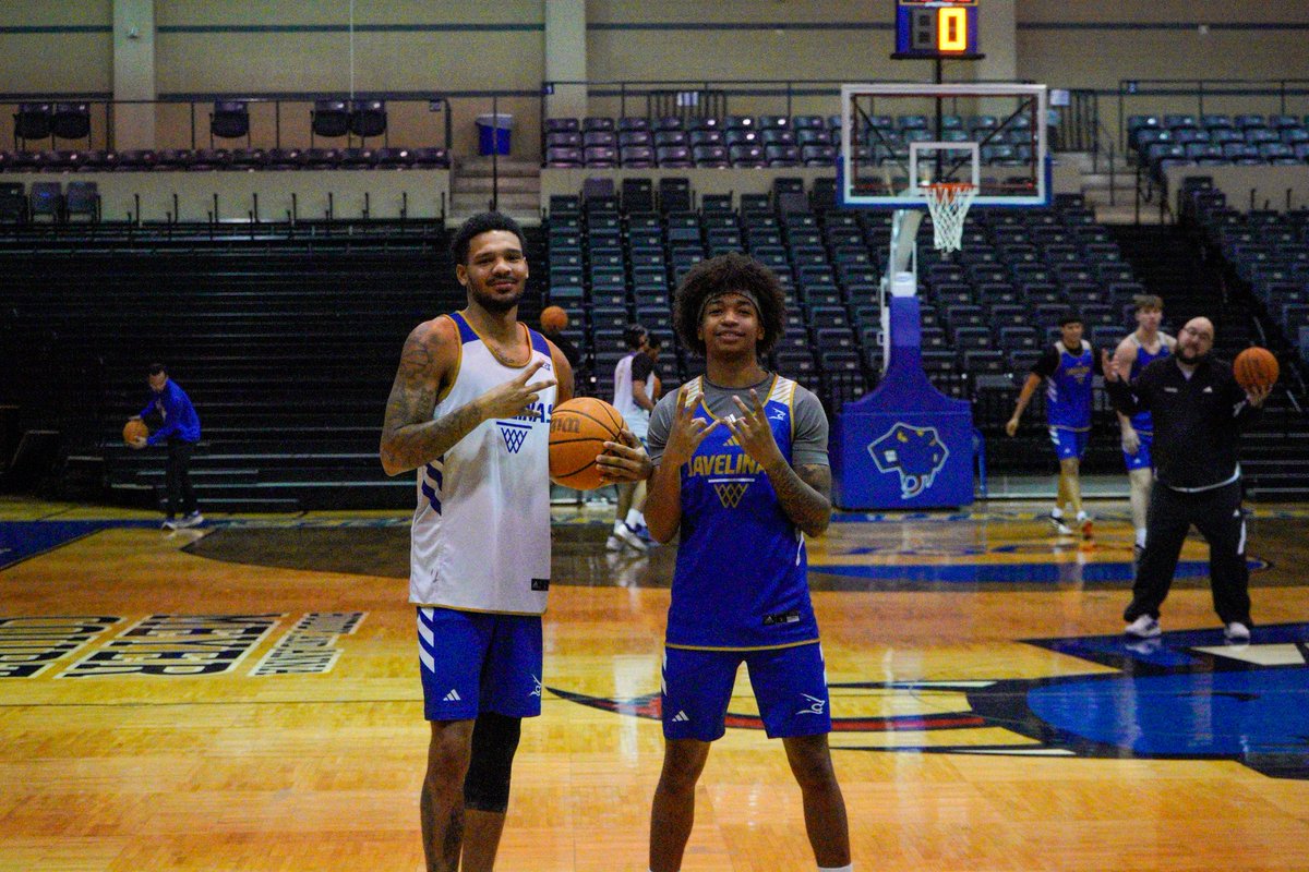 JavelinaMBB's tweet image. About that time 👀

#NextLevel🐗🏀