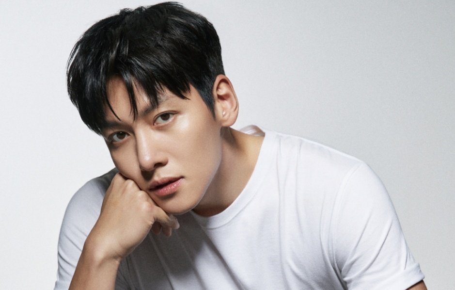 来月からシルバーからゴールドに💳 更新しました。 #지창욱 #チ