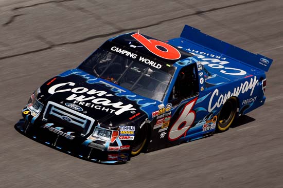 NASCARChristmas's tweet photo. 6 Days Til Christmas!!!

Colin Braun | Roush Fenway Racing 2009 https://t.co/lGE9305PPm
