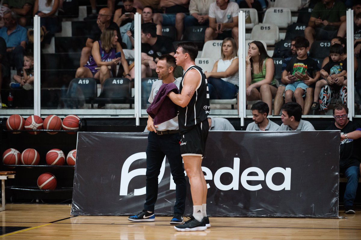 Final del 2️⃣ Cuarto

#Pico 28-31 El Talar

#DalePico ⚫️⚪️⚫️
#LaLigaArgentina 🏀