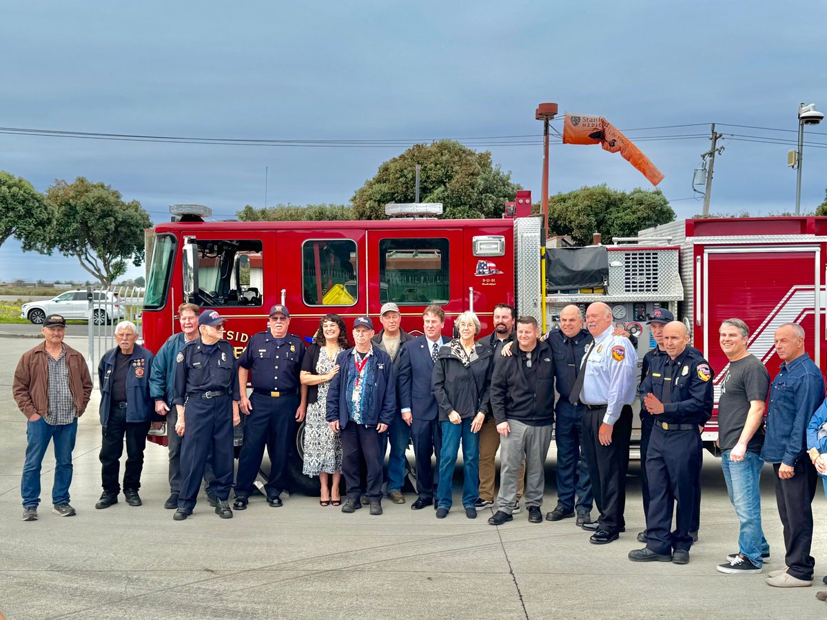 KingsMtnFire's tweet image. Congratulations Chief Lord #CoastsideFire @CALFIRECZU on an incredible 41 yrs serving/leading SM Co volunteer/career emergency service providers. KMFD is so appreciative of all support,training,leadership&amp;amp;friendship you have consistently provided to our FFs &amp;amp; community.Thanks Ken