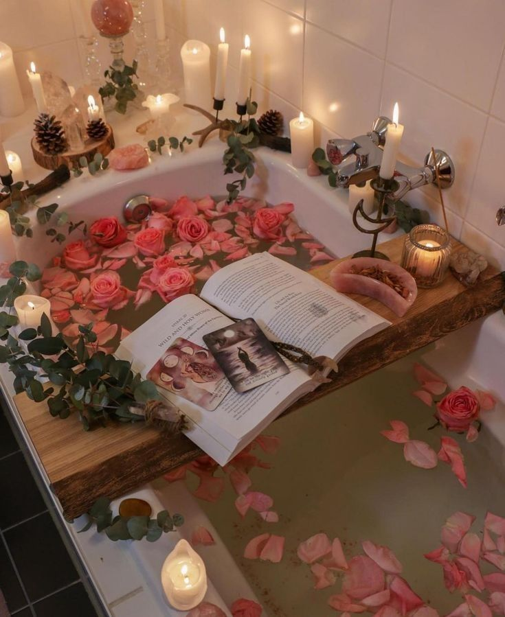 lavieestbelIe's tweet image. Taking a flower bath after a stressful day &amp;gt;&amp;gt;